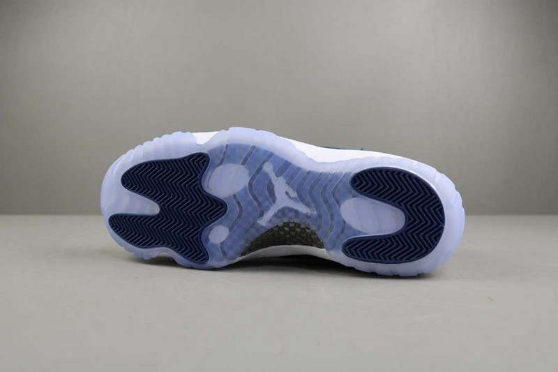 Air Jordan 11 Low