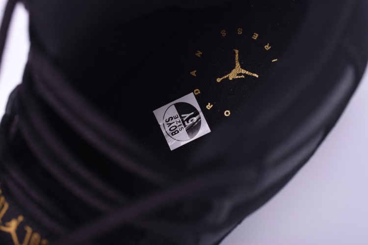 AIR JORDAN 11 RETRO PREM HC "HEIRESS" BLACK/ gold-white 852625-030