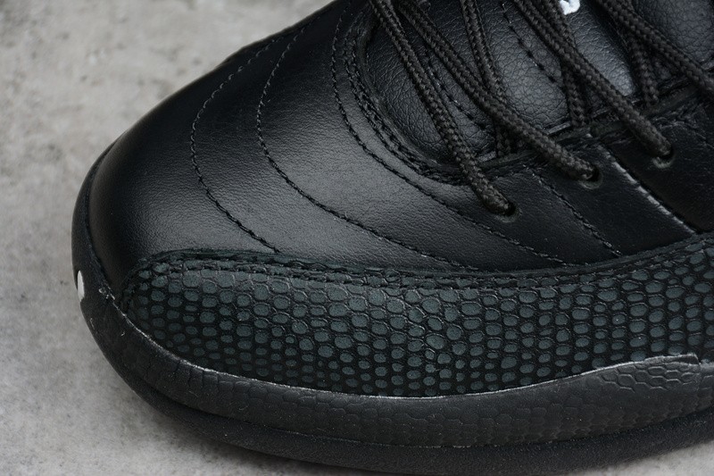 AIR JORDAN 12 “THE MASTER” Black/Rattan-White-Metallic Gold mens 130690-013
