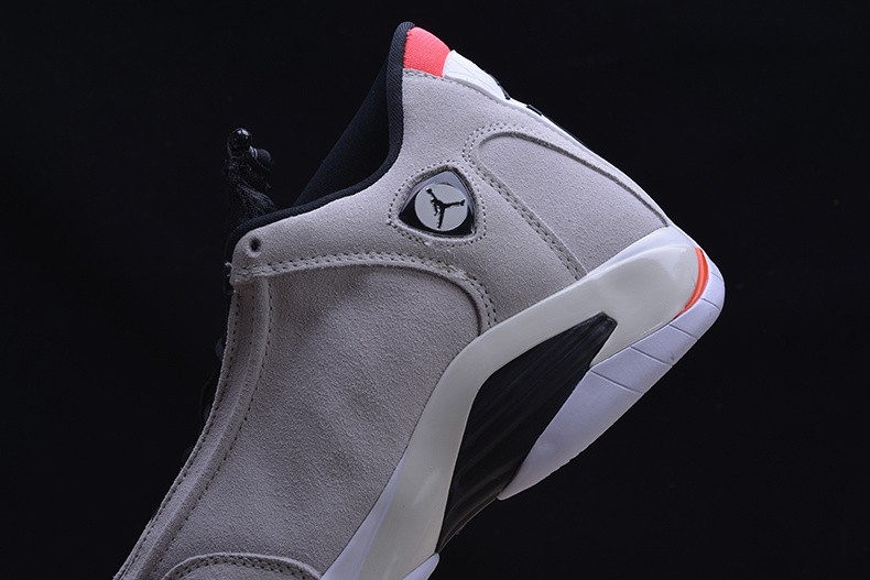 AIR JORDAN 14 RETRO "DESERT SAND" black/ white 487471-021