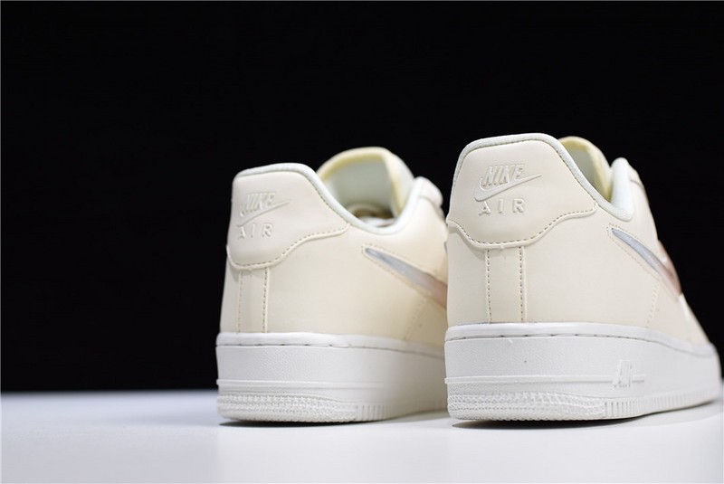 Nike Air Force 1 Womens Jelly Swoosh AH6827-100