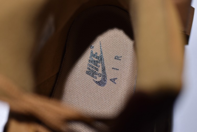 Nike AIR FORCE 1 HIGH 07 LV8