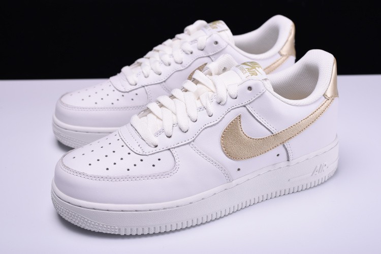 Nike AIR FORCE 1 GS Leather Trainers White/ Gold 314219 127