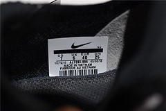 nike epic REACT FLYKNIT  Black and grey dots point noirs ET gris AJ7283 996
