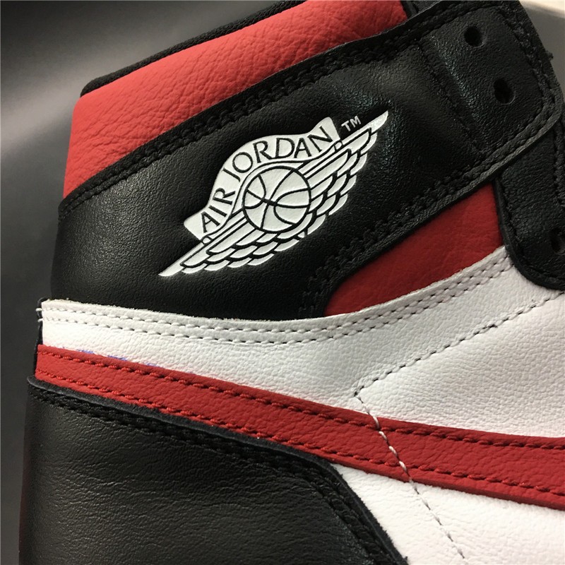 Air Jordan 1 Black White Gym Red 555088-061