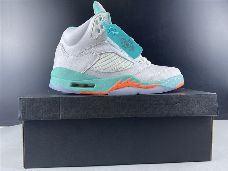 Air Jordan 5 Retro
