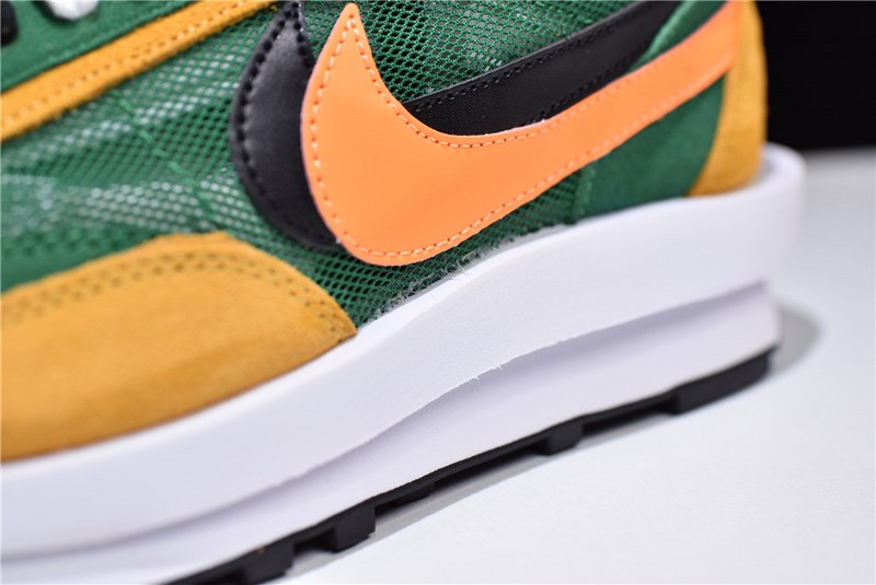 Sacai x Nike LDV Waffle Green Gusto BV0073-300