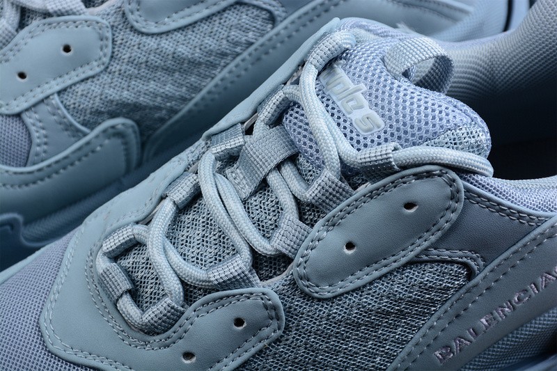 TRIPLES TRAINER SNEAKERS 2000046