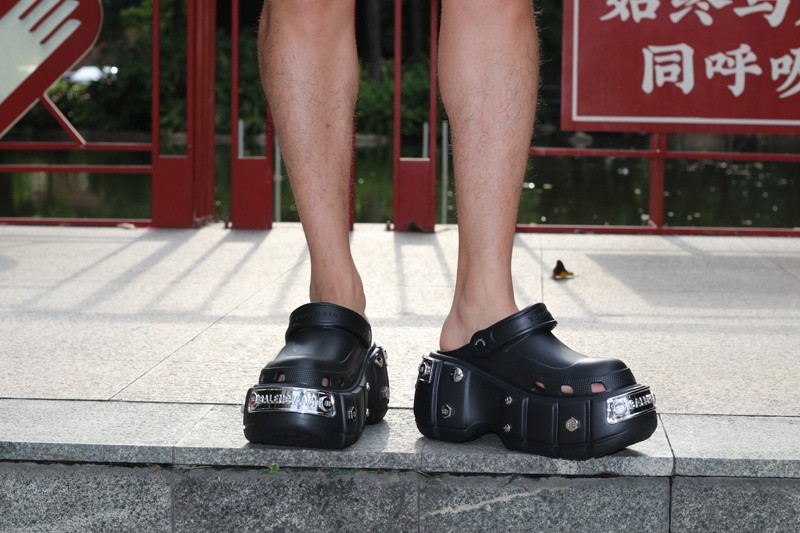 Balenciag* Sandal 26
