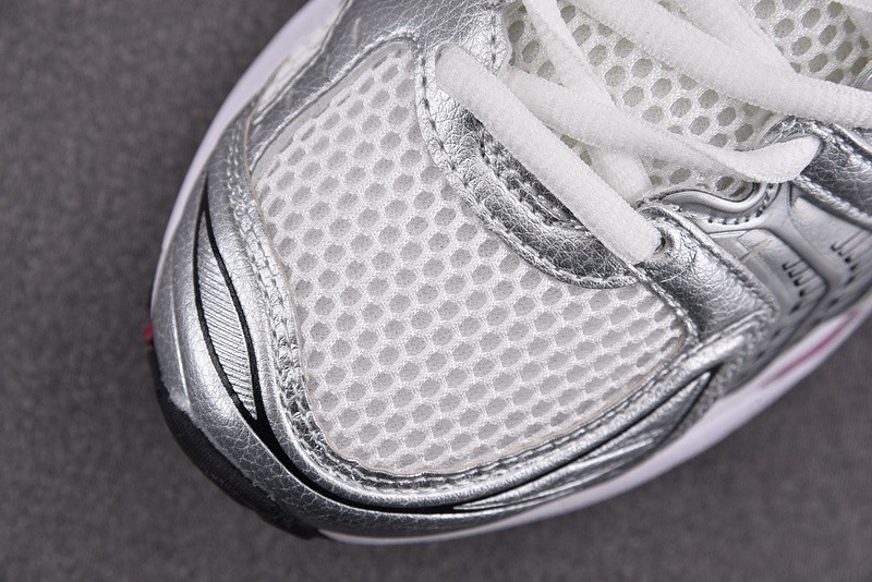 As*ic*s Gel-Kayano 14 1201A019-104