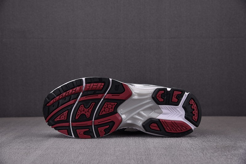 As*ic*s Gel-Kayano 14 1201A019-104