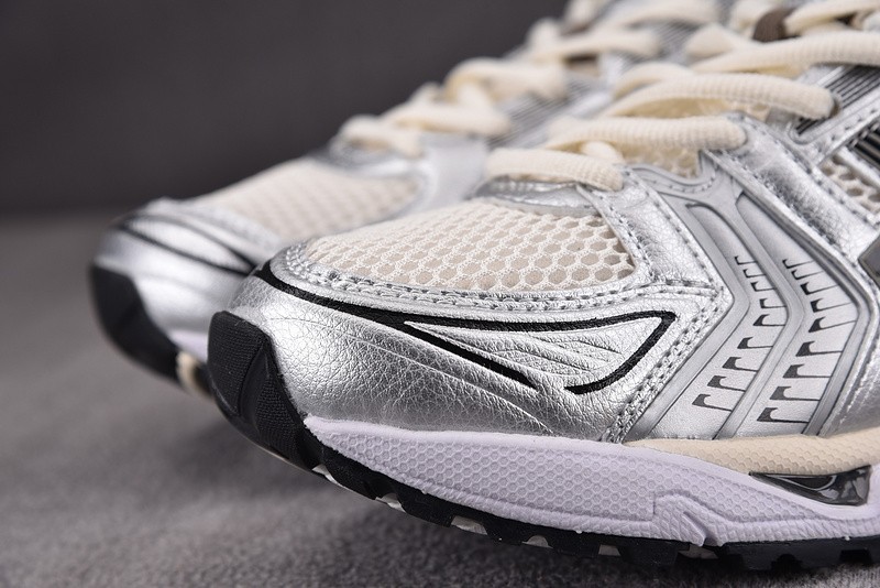 As*ic*s Gel-Kayano 14 1201A457-101