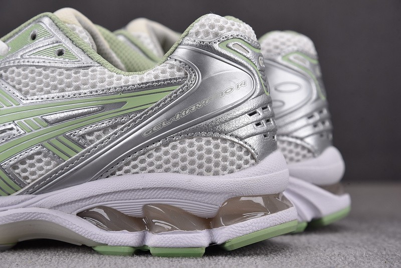 As*ic*s Gel-Kayano 14 1202A056-105