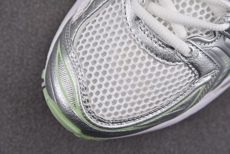 As*ic*s Gel-Kayano 14 1202A056-105