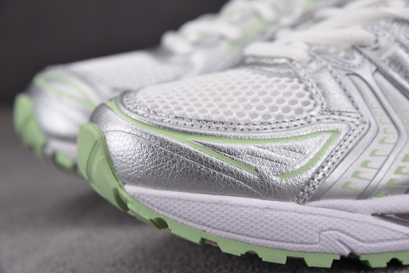 As*ic*s Gel-Kayano 14 1202A056-105