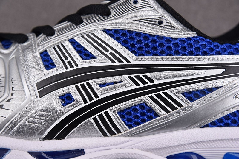 As*ic*s Gel-Kayano 14 1201A019-401