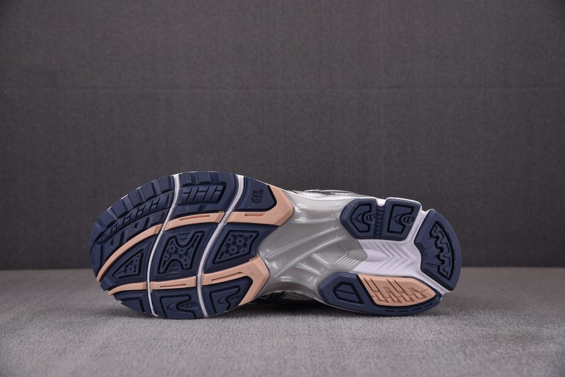 As*ic*s Gel-Kayano 14 1202A056-103