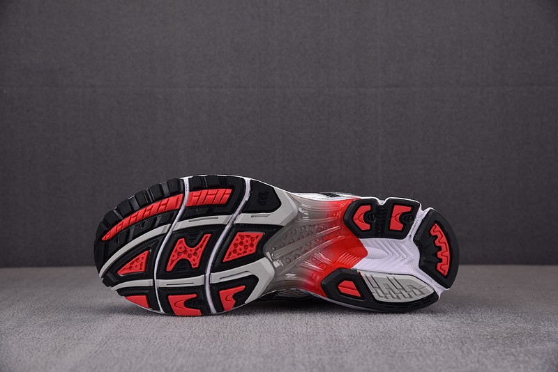 As*ic*s Gel-Kayano 14 1201A019-103