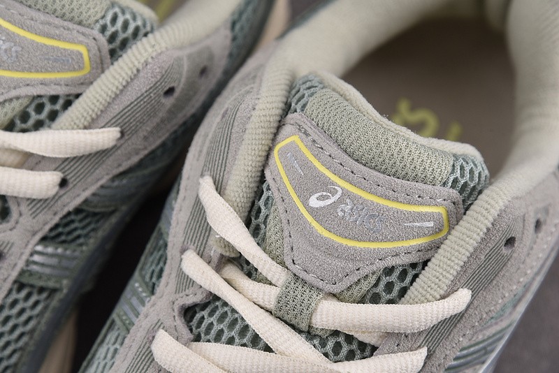 As*ic*s Gel-Kayano 14 1201A161-301