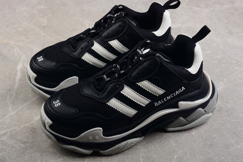 TRIPLES TRAINER SNEAKERS 2000047