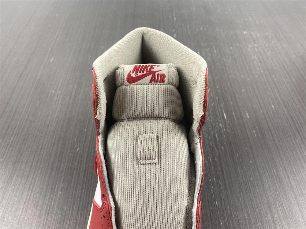 Air Jordan 1 High OG “Newstalgia” DJ4891-061