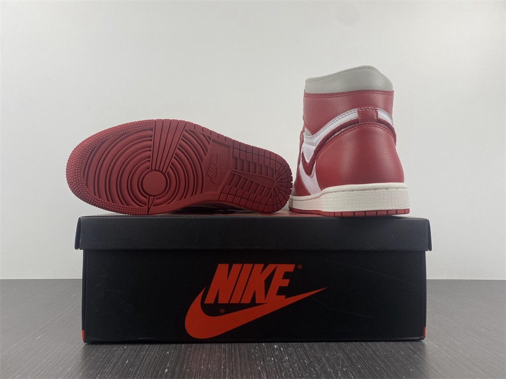 Air Jordan 1 High OG “Newstalgia” DJ4891-061