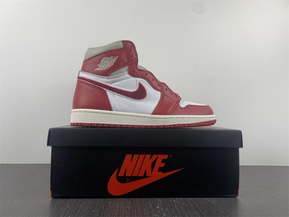 Air Jordan 1 High OG “Newstalgia” DJ4891-061