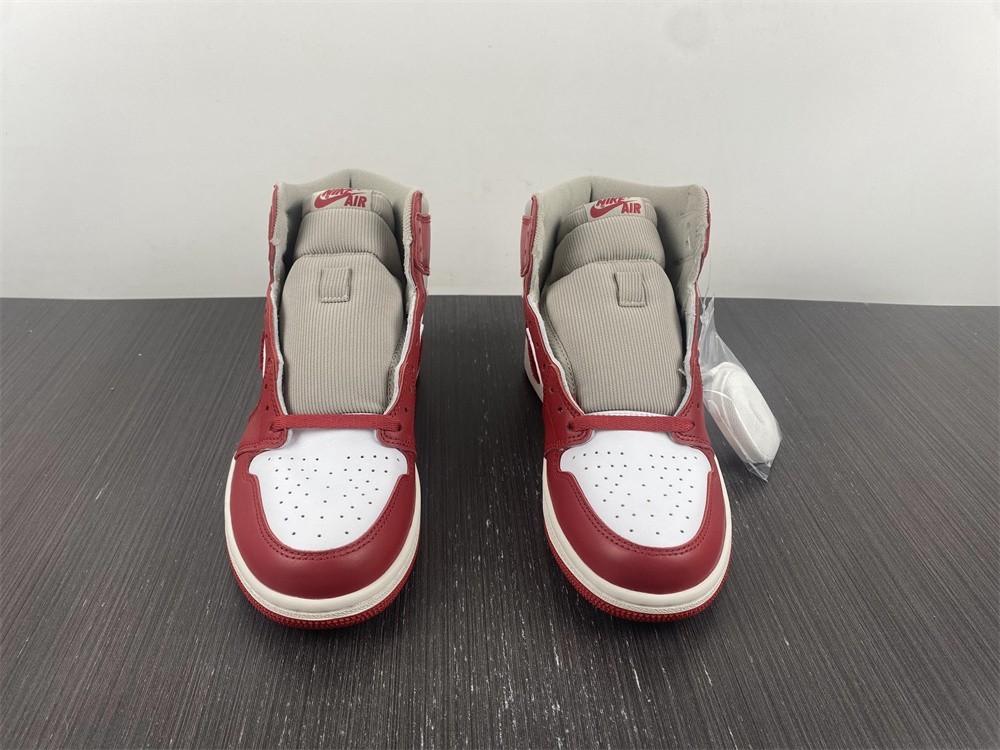 Air Jordan 1 High OG “Newstalgia” DJ4891-061