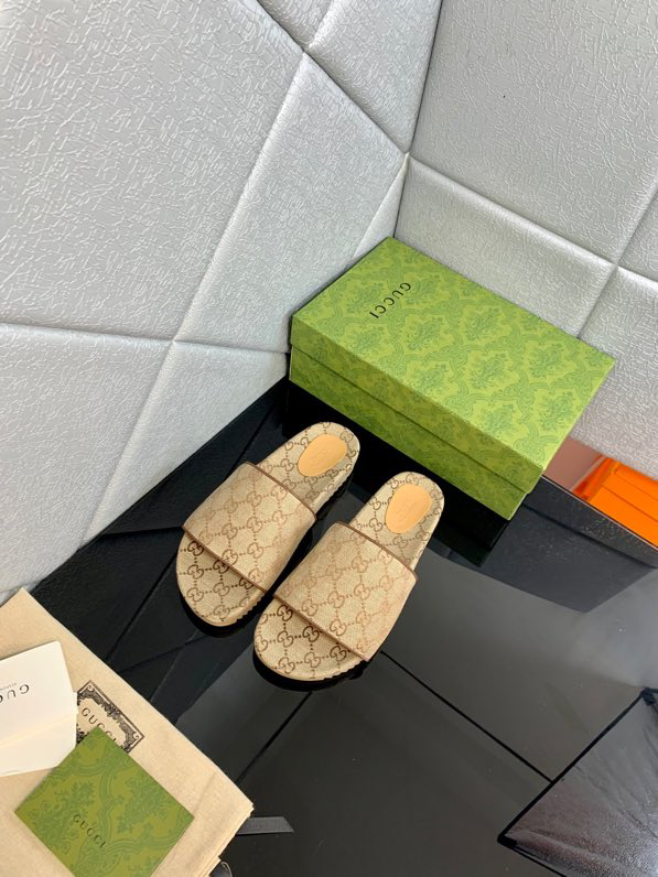 G*u*i* Sandal98