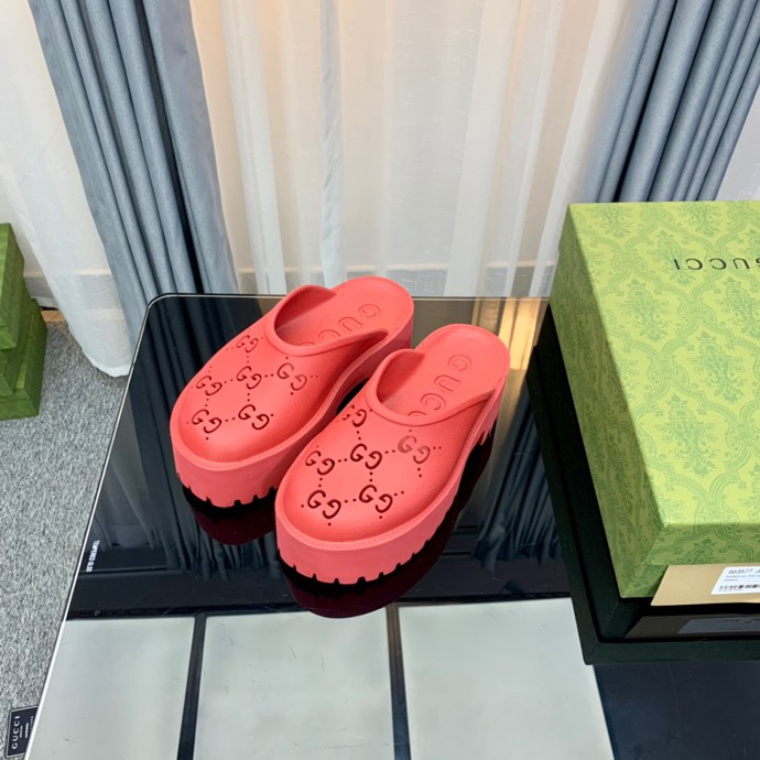 G*u*i* Sandal94