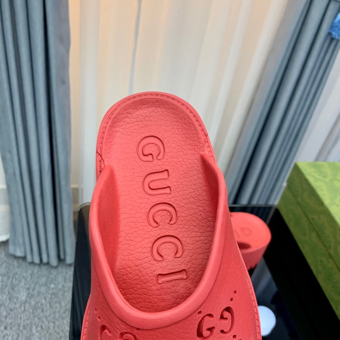 G*u*i* Sandal94