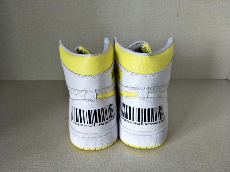 Air Jordan 1 First Class Flight 555088-170