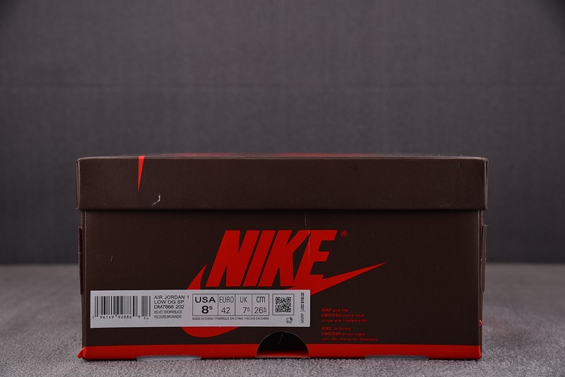 Travis Scott x Air Jordan 1 Low OG Velvet Brown DM7866-202-1