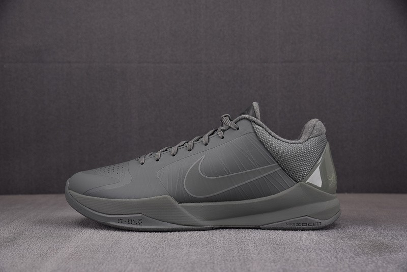 NIKE Zoom Kobe 5