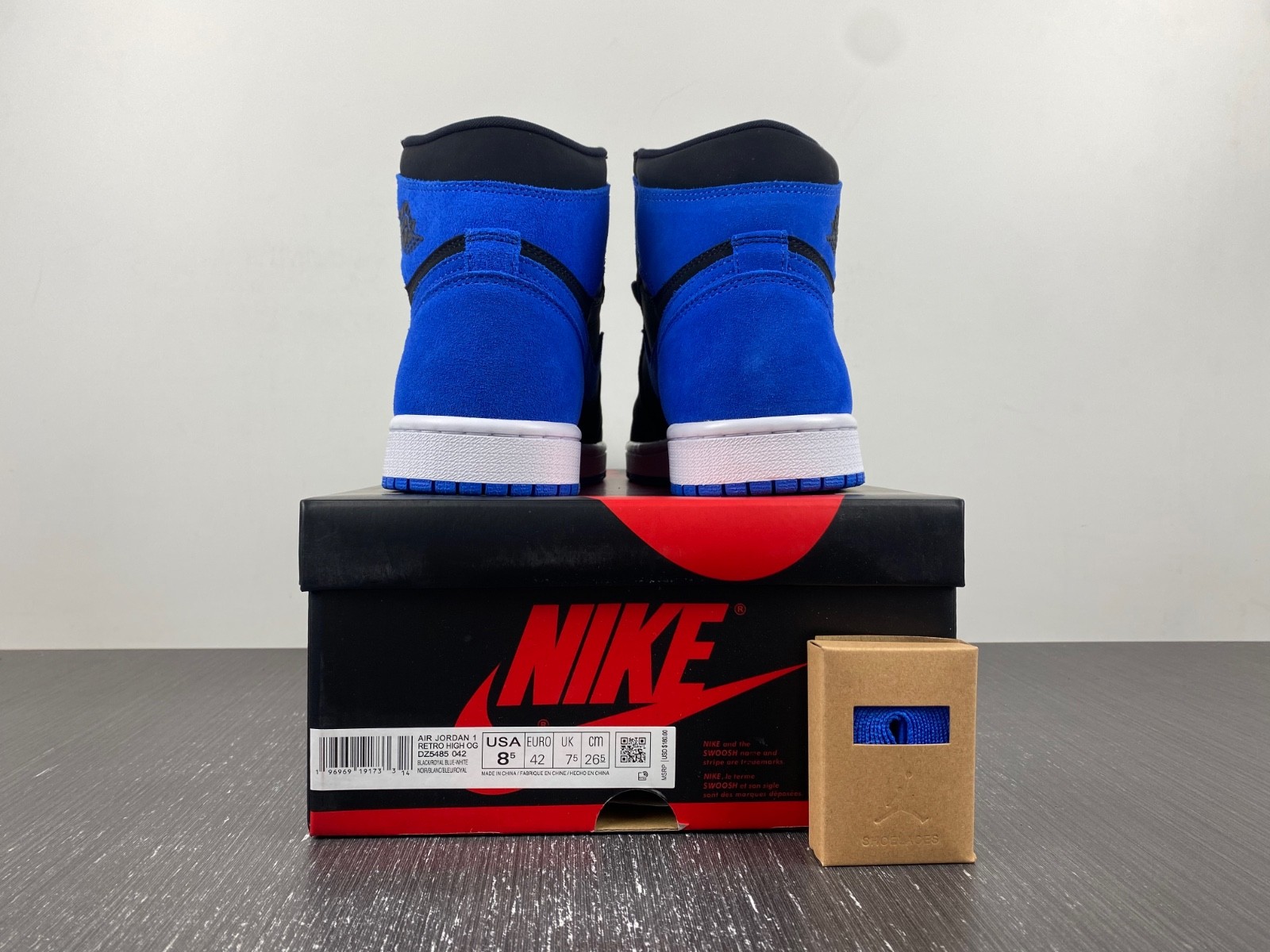 Air Jordan 1 Royal Suede DZ5485-042