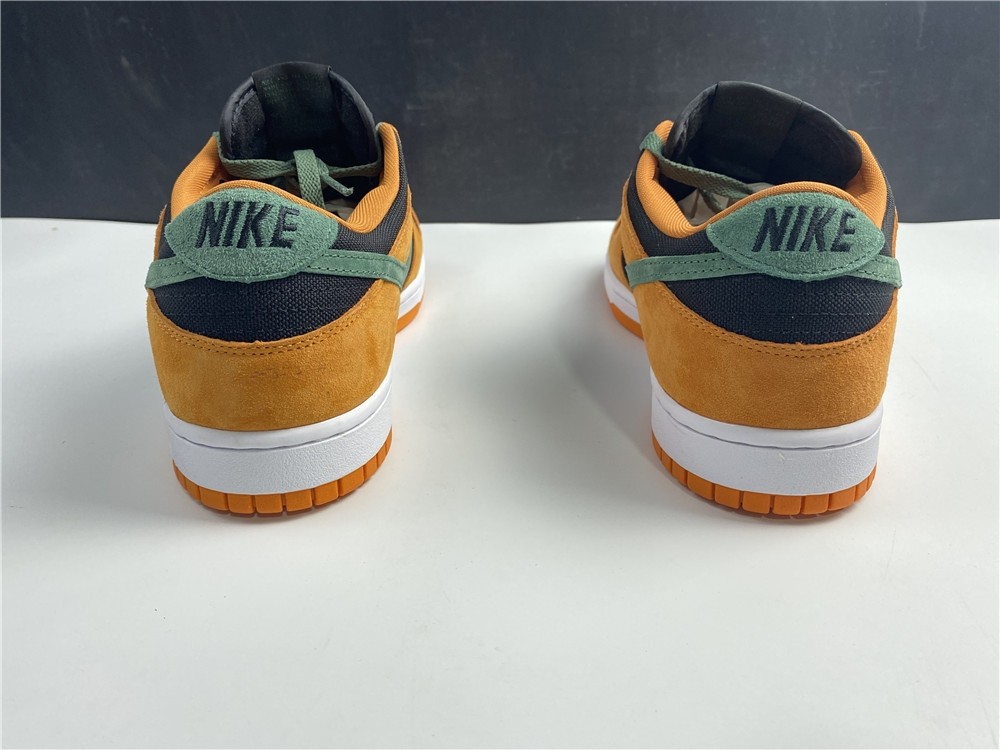 Nike Dunk Low SP “Ceramic” DA1469-001