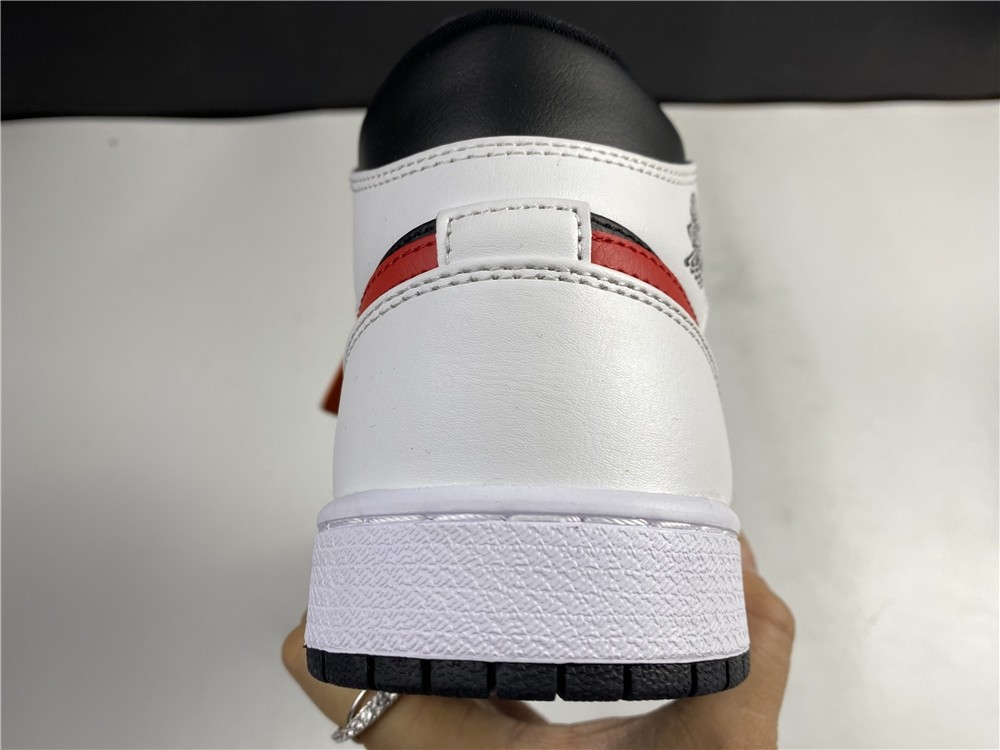 Air Jordan 1 Mid “White Shadow” 554724-075