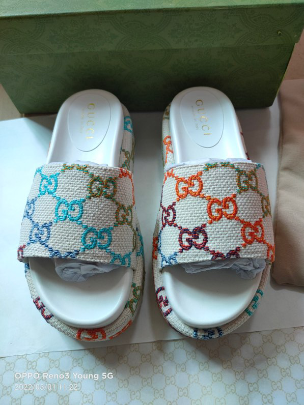 G*u*i* Sandal99