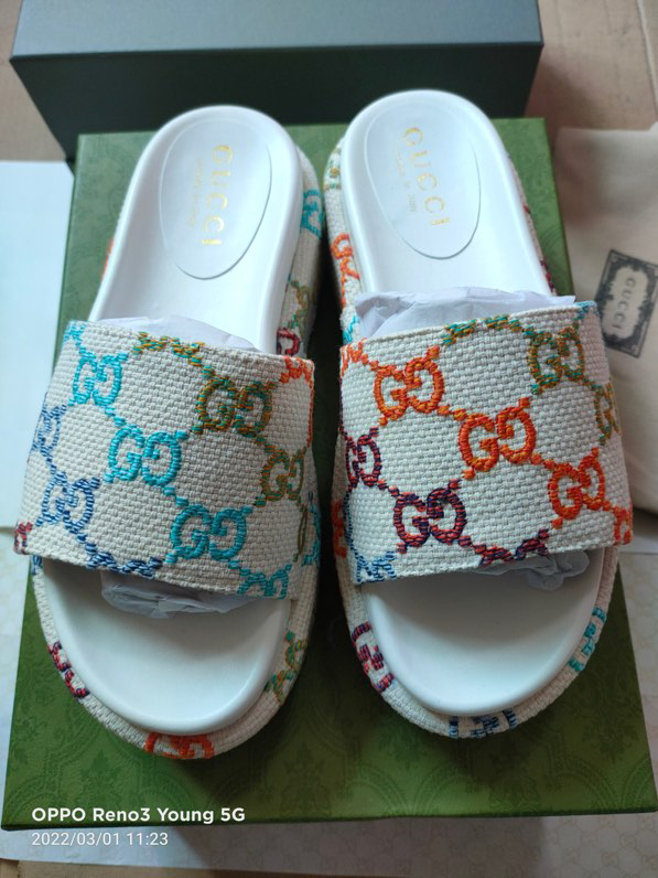 G*u*i* Sandal99