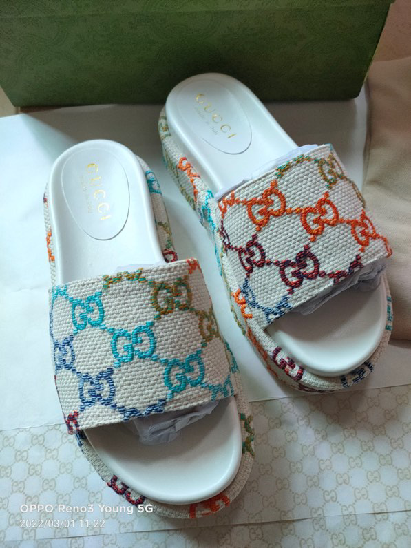 G*u*i* Sandal99