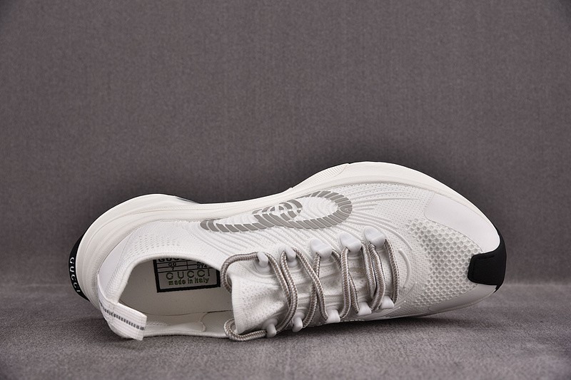 G*u*i* Trainer Sneaker82