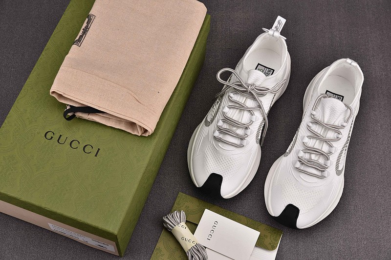 G*u*i* Trainer Sneaker82