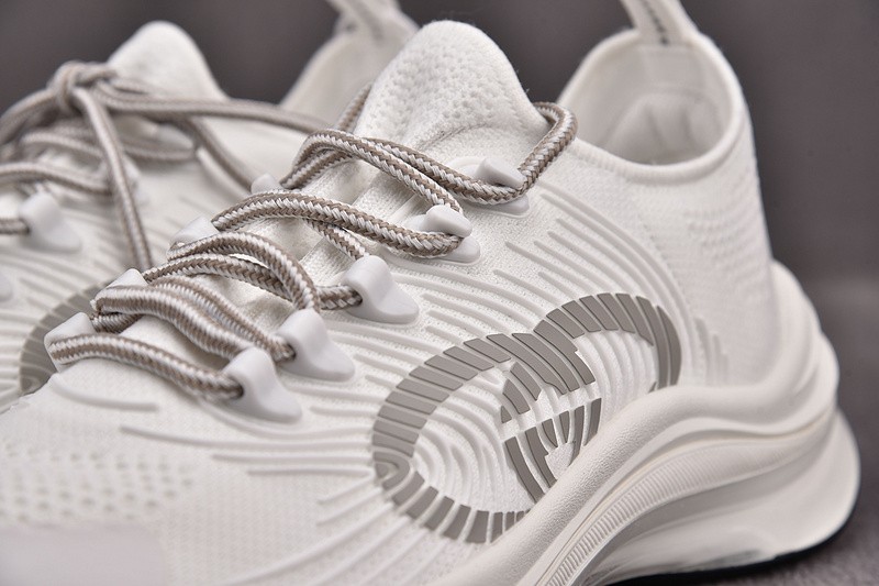 G*u*i* Trainer Sneaker82