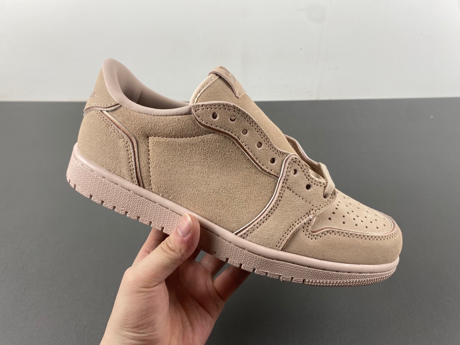 Air Jordan 1 Retro Low NS Particle Beige AO1935-204