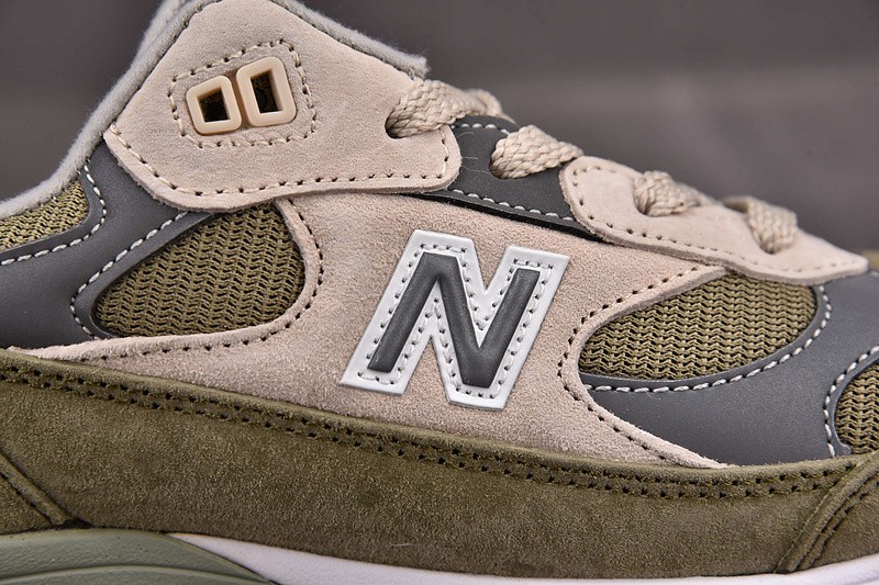 NEW BALANCE 992 NB000007