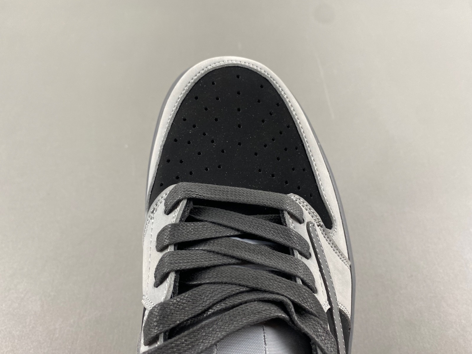 TRAVIS SCOTT X AIR JORDAN WHITE BULE DM7866-775