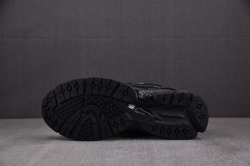 NEW BALANCE 1906R NB000038