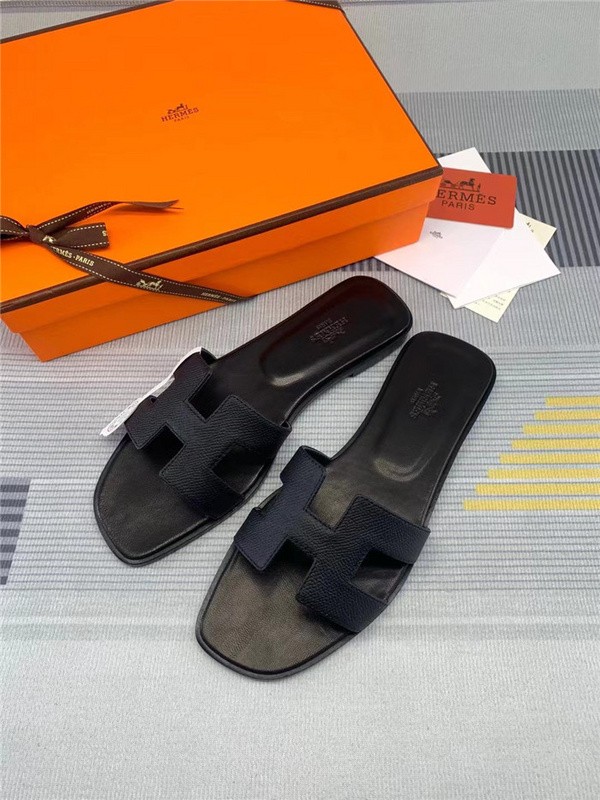 Herme* Sandal37