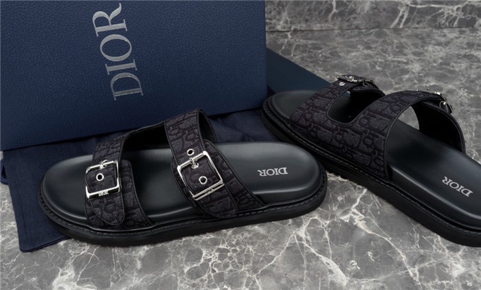 Dio*r sandal 31