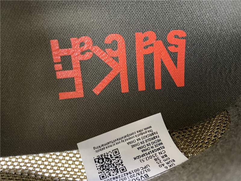 Travis Scott x Sacai x Nike LDV Waffle Daybreak" BV5053-001